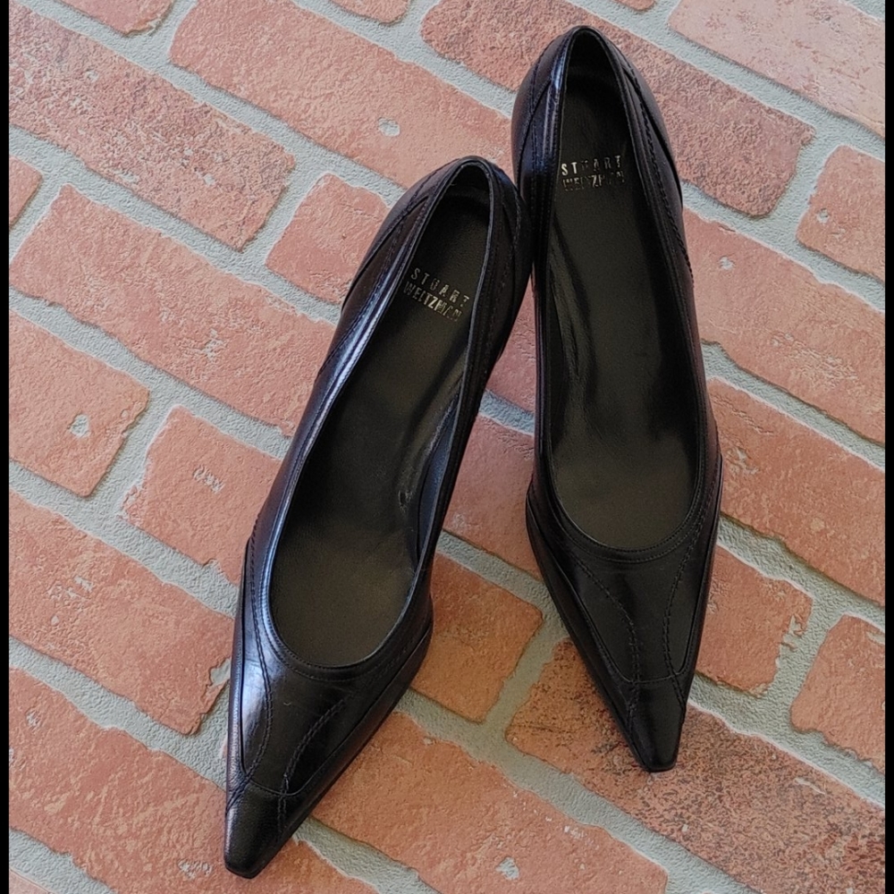 Like new Stuart Weitzman pumps